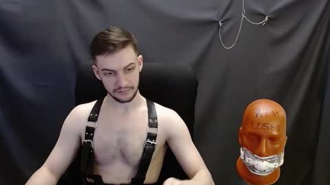 Snapshot of sir_damien chatting on 03-08-25, 08:35 Sir Damien online show from 03-08-25, 08:35