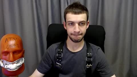 Snapshot of sir_damien chatting on 09-17-25, 03:30 Sir Damien online show from 09-17-25, 03:30