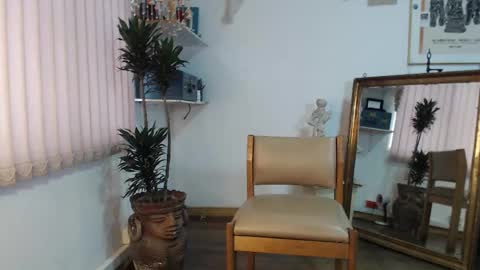 siriss_boyrag online show from 10-05-25, 08:40