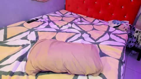 Sirius angels online show from 12-24-24, 02:22