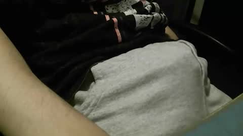 Snapshot of siriusobjt chatting on 12-17-25, 03:34 siriusobjt online show from 12-17-25, 03:34