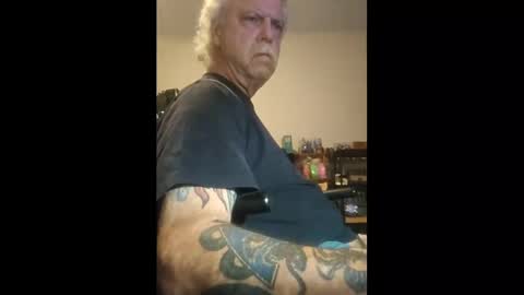 steve online show from 10-01-25, 03:56