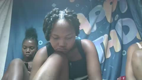 Snapshot of siscabelle chatting on 01-12-26, 10:15 siscabelle online show from 01-12-26, 10:15