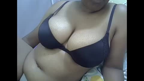 Snapshot of sisibrown97 chatting on 01-13-25, 09:41 brown online show from 01-13-25, 09:41