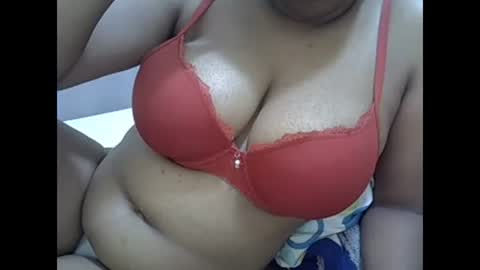 Snapshot of sisibrown97 chatting on 01-20-25, 10:37 brown online show from 01-20-25, 10:37