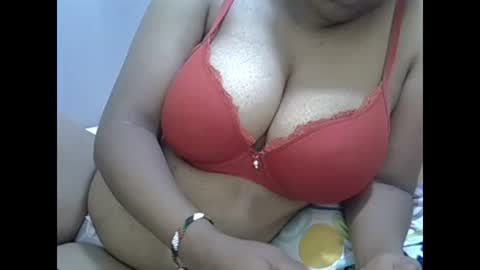 Snapshot of sisibrown97 chatting on 01-21-25, 09:24 brown online show from 01-21-25, 09:24
