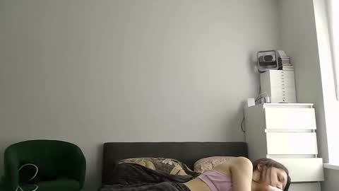 sisiwet19 online show from 04-10-26, 09:25