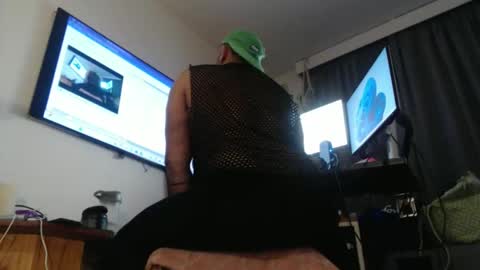 RESPONDS WELL TO ... online show from 09-12-25, 03:34