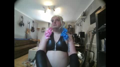 Tiffany Candy online show from 04-09-26, 11:04