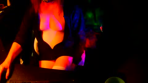 red online show from 10-12-25, 02:21