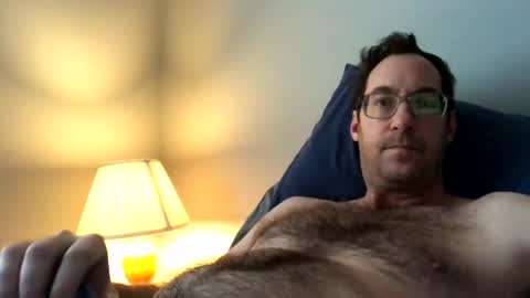 Snapshot of sixfootseven chatting on 03-04-25, 03:59 sixfootseven online show from 03-04-25, 03:59