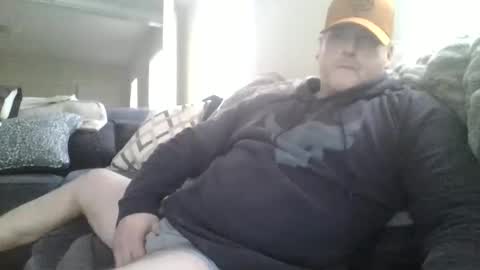 Snapshot of sixsixx73 chatting on 12-29-24, 02:42 Jimmy online show from 12-29-24, 02:42