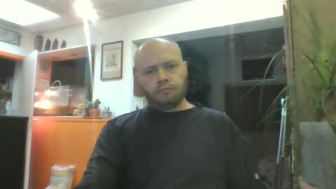 sixten19795 online show from 11-20-25, 08:03