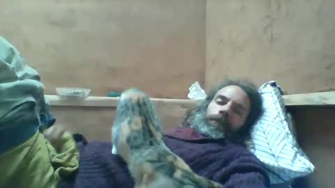 Snapshot of sji123 chatting on 01-04-25, 01:31 sji123 online show from 01-04-25, 01:31