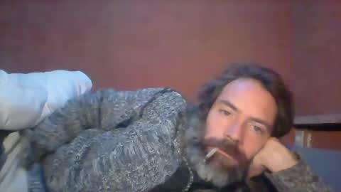 Snapshot of sji123 chatting on 01-26-25, 07:42 sji123 online show from 01-26-25, 07:42