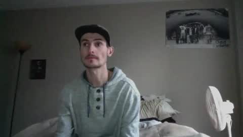 Snapshot of sk8ter_v2 chatting on 12-01-24, 05:57 Christopher online show from 12-01-24, 05:57