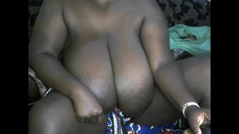 Snapshot of skado11 chatting on 10-13-25, 04:34 skado11 online show from 10-13-25, 04:34