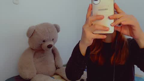 Arlett online show from 12-17-24, 03:49