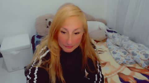 Arlett online show from 12-13-25, 10:59