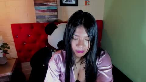 Skarlet online show from 01-28-25, 05:14
