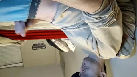 skaterpunk_92 online show from 12-17-25, 10:54