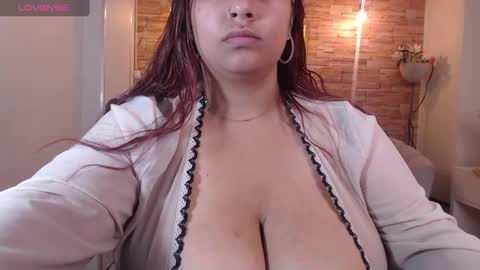 Skarlet online show from 12-16-24, 01:22