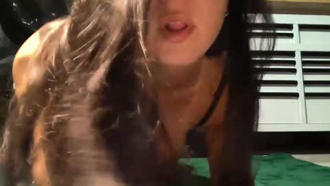 BELLA online show from 09-17-25, 09:44