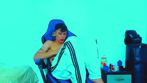 skinny marked online show from 10-30-25, 03:19