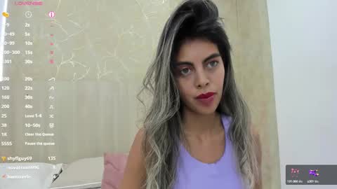 Snapshot of skinny_noa chatting on 02-13-25, 02:52 Noa online show from 02-13-25, 02:52
