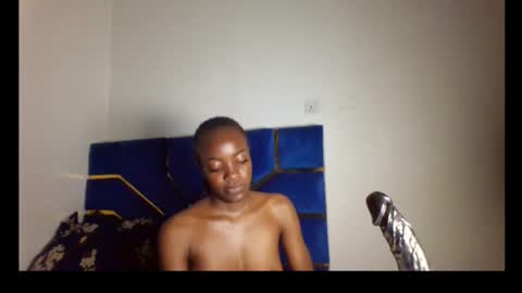 skinnyasssexyboobs online show from 12-21-25, 07:32