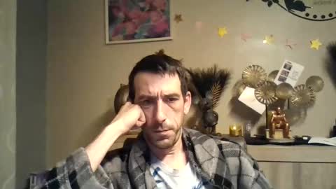 Snapshot of skinnybigcock2 chatting on 01-02-25, 04:20 SkinnyBigCock2 online show from 01-02-25, 04:20