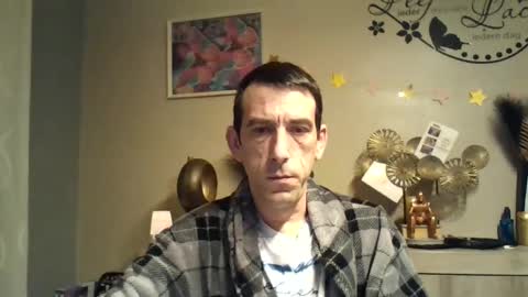 Snapshot of skinnybigcock2 chatting on 01-04-25, 06:19 SkinnyBigCock2 online show from 01-04-25, 06:19