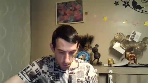 Snapshot of skinnybigcock2 chatting on 01-27-25, 04:20 SkinnyBigCock2 online show from 01-27-25, 04:20