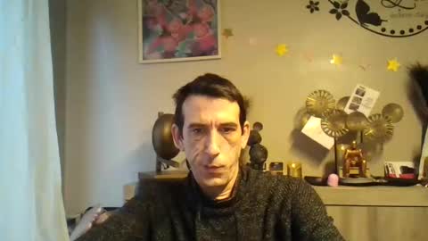 Snapshot of skinnybigcock2 chatting on 01-29-25, 07:46 SkinnyBigCock2 online show from 01-29-25, 07:46