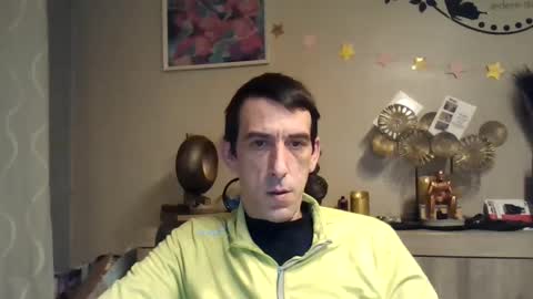 Snapshot of skinnybigcock2 chatting on 02-03-25, 02:47 SkinnyBigCock2 online show from 02-03-25, 02:47