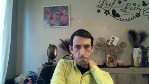 Snapshot of skinnybigcock2 chatting on 02-14-25, 08:42 SkinnyBigCock2 online show from 02-14-25, 08:42