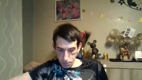 Snapshot of skinnybigcock2 chatting on 02-16-25, 05:04 SkinnyBigCock2 online show from 02-16-25, 05:04