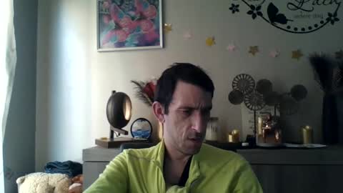 Snapshot of skinnybigcock2 chatting on 03-05-25, 02:12 SkinnyBigCock2 online show from 03-05-25, 02:12