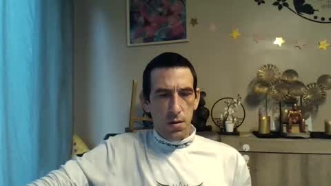 Snapshot of skinnybigcock2 chatting on 10-22-25, 07:08 SkinnyBigCock2 online show from 10-22-25, 07:08