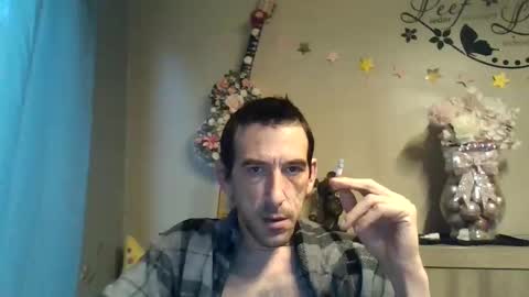 Snapshot of skinnybigcock2 chatting on 11-01-25, 07:43 SkinnyBigCock2 online show from 11-01-25, 07:43