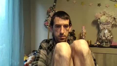 Snapshot of skinnybigcock2 chatting on 11-28-25, 08:39 SkinnyBigCock2 online show from 11-28-25, 08:39