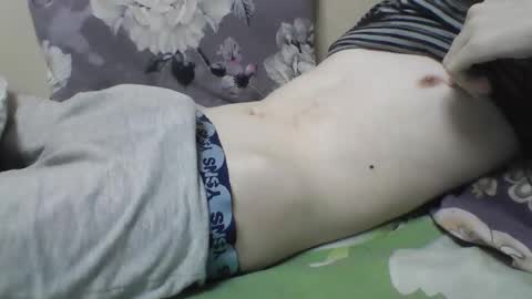 skinnycuteb0y online show from 02-05-25, 01:47