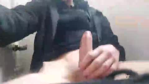 Snapshot of skinnydavex chatting on 11-09-25, 09:51 skinnydavex online show from 11-09-25, 09:51