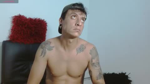 Snapshot of skinnydevil1 chatting on 02-15-26, 07:51 skinnydevil1 online show from 02-15-26, 07:51