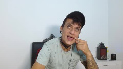 Snapshot of skinnydevil1 chatting on 02-16-26, 03:35 skinnydevil1 online show from 02-16-26, 03:35