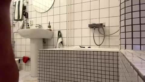 skinnyduderino online show from 11-28-25, 11:35