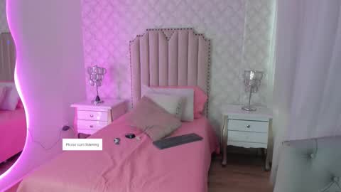 SkinnyGirl online show from 02-18-26, 06:48