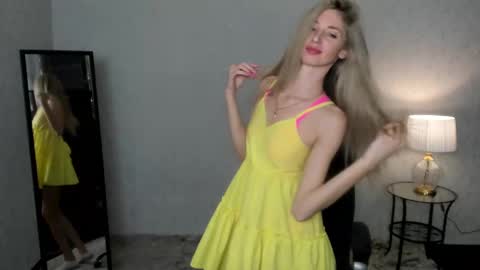 Skinnyladyy online show from 01-29-25, 02:09