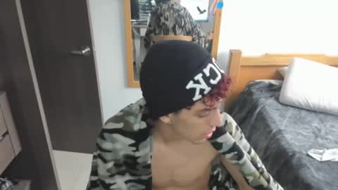 skinnypipe15 online show from 10-24-25, 12:01