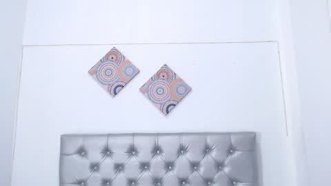 Snapshot of skinnyy_andtight chatting on 01-06-25, 08:57 Alexa online show from 01-06-25, 08:57